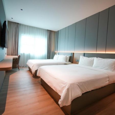 The Inn Bintulu Exterior photo