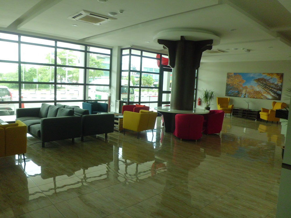 The Inn Bintulu Exterior photo